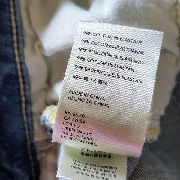 Anthropologie Pilcro Button Fly Faded Blue Denim Shortie Shorts Size 27 - Picture 10 of 11